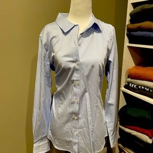 Women’s dress shirt